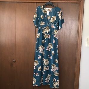 Maxi floral dress